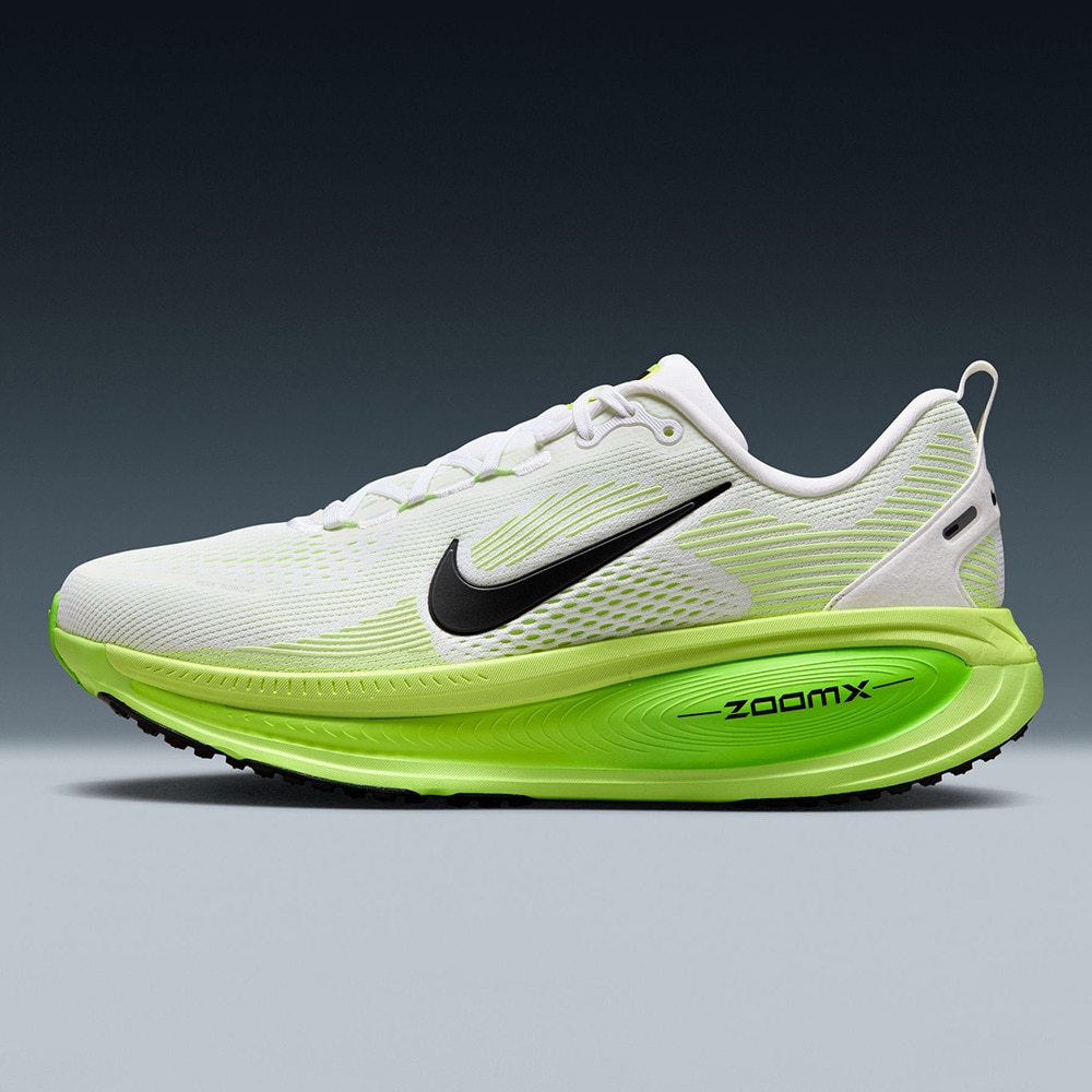ナイキ（NIKE）（メンズ）ランニングシューズ ジョギングシューズ ボメロ 18 HM6803-100