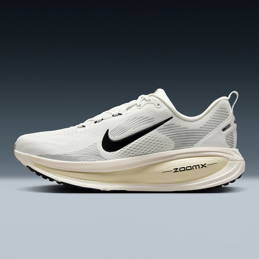 ナイキ（NIKE）（メンズ）ランニングシューズ ジョギングシューズ ボメロ 18 HM6803-101