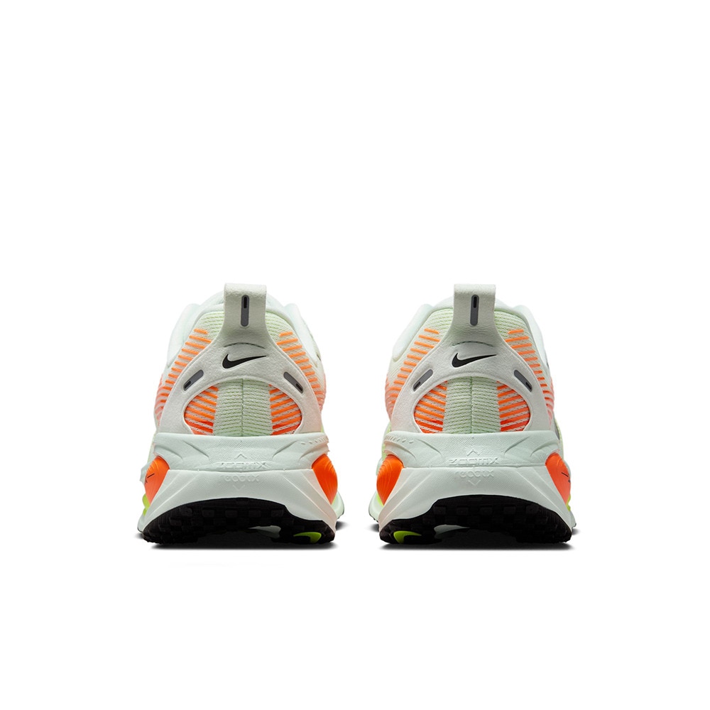 ナイキ（NIKE）（メンズ）ランニングシューズ ジョギングシューズ ズーム ボメロ 18 HM6803-300