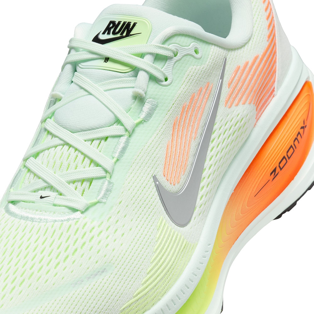 ナイキ（NIKE）（メンズ）ランニングシューズ ジョギングシューズ ズーム ボメロ 18 HM6803-300