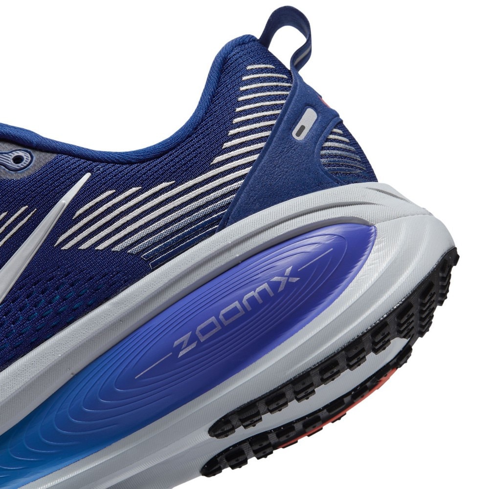 ナイキ（NIKE）（メンズ）ランニングシューズ ジョギングシューズ ボメロ 18 HM6803-401