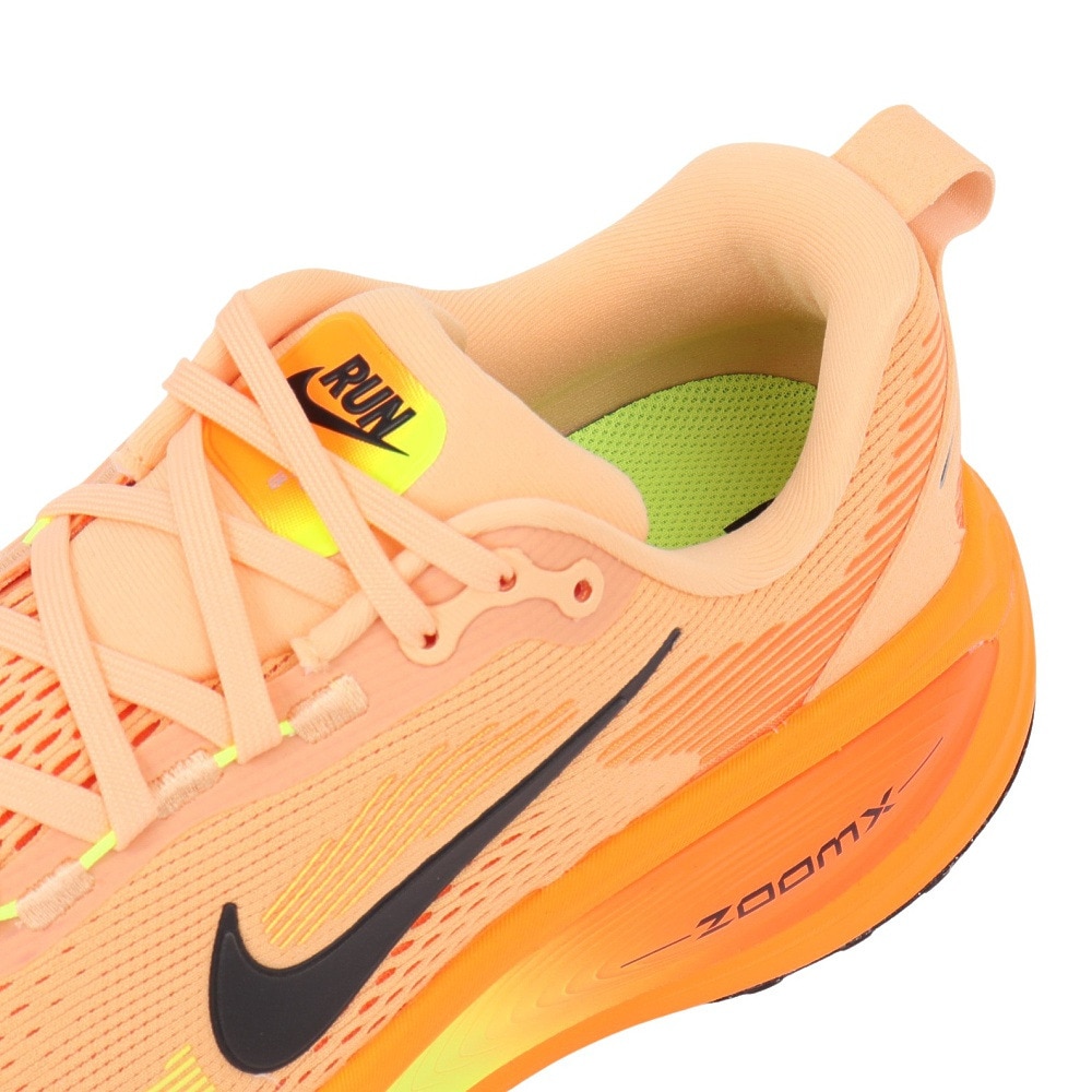 ナイキ（NIKE）（メンズ）ランニングシューズ ジョギングシューズ ズーム ボメロ 18 オレンジ HM6803-700 スニーカー