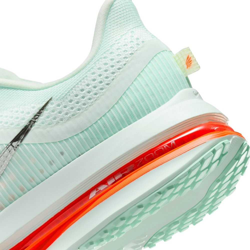 ナイキ（NIKE）（メンズ）ランニングシューズ ジョギングシューズ ペガサス プレミアム HQ2592-301