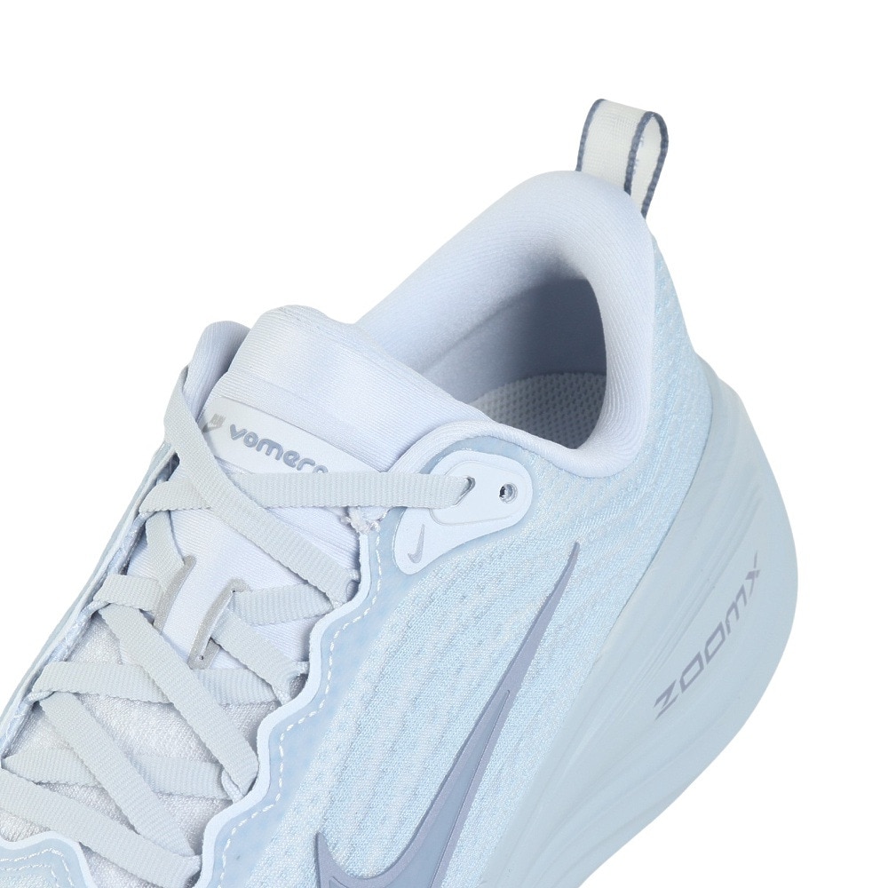 ナイキ（NIKE）（メンズ）ランニングシューズ ジョギングシューズ ズーム ボメロ プラス ライトブルー HV8150-004