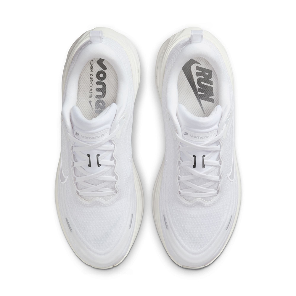 ナイキ（NIKE）（メンズ）【8月14日発売開始予定】ランニングシューズ ジョギングシューズ ズーム ボメロ プラス HV8150-102