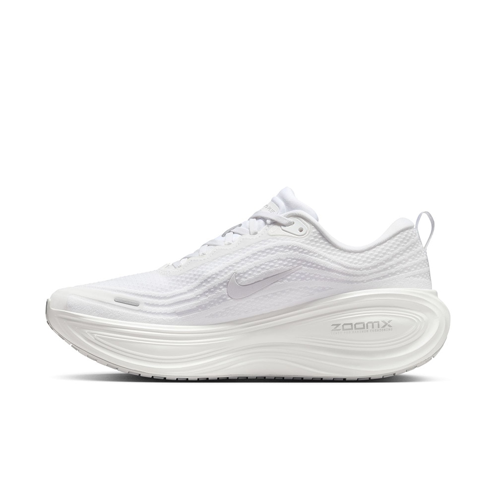 ナイキ（NIKE）（メンズ）【8月14日発売開始予定】ランニングシューズ ジョギングシューズ ズーム ボメロ プラス HV8150-102