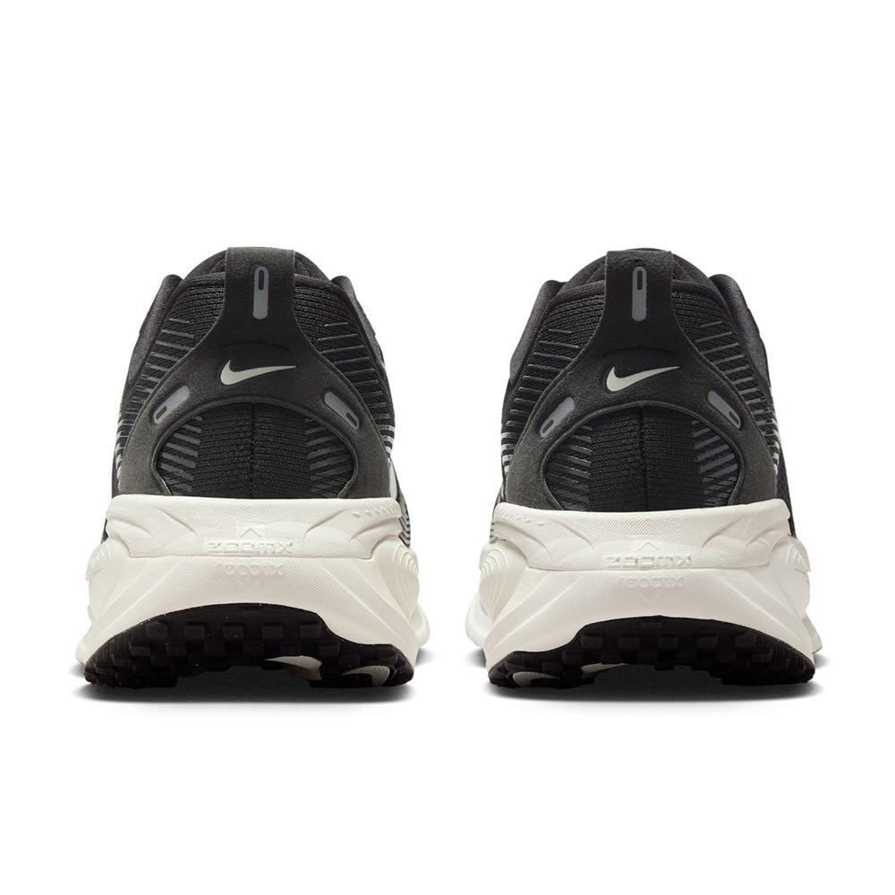 ナイキ（NIKE）（メンズ）ランニングシューズ ジョギングシューズ ズーム ボメロ 18 ワイド ブラック IF0514-002 軽量 クッション性 通気性 