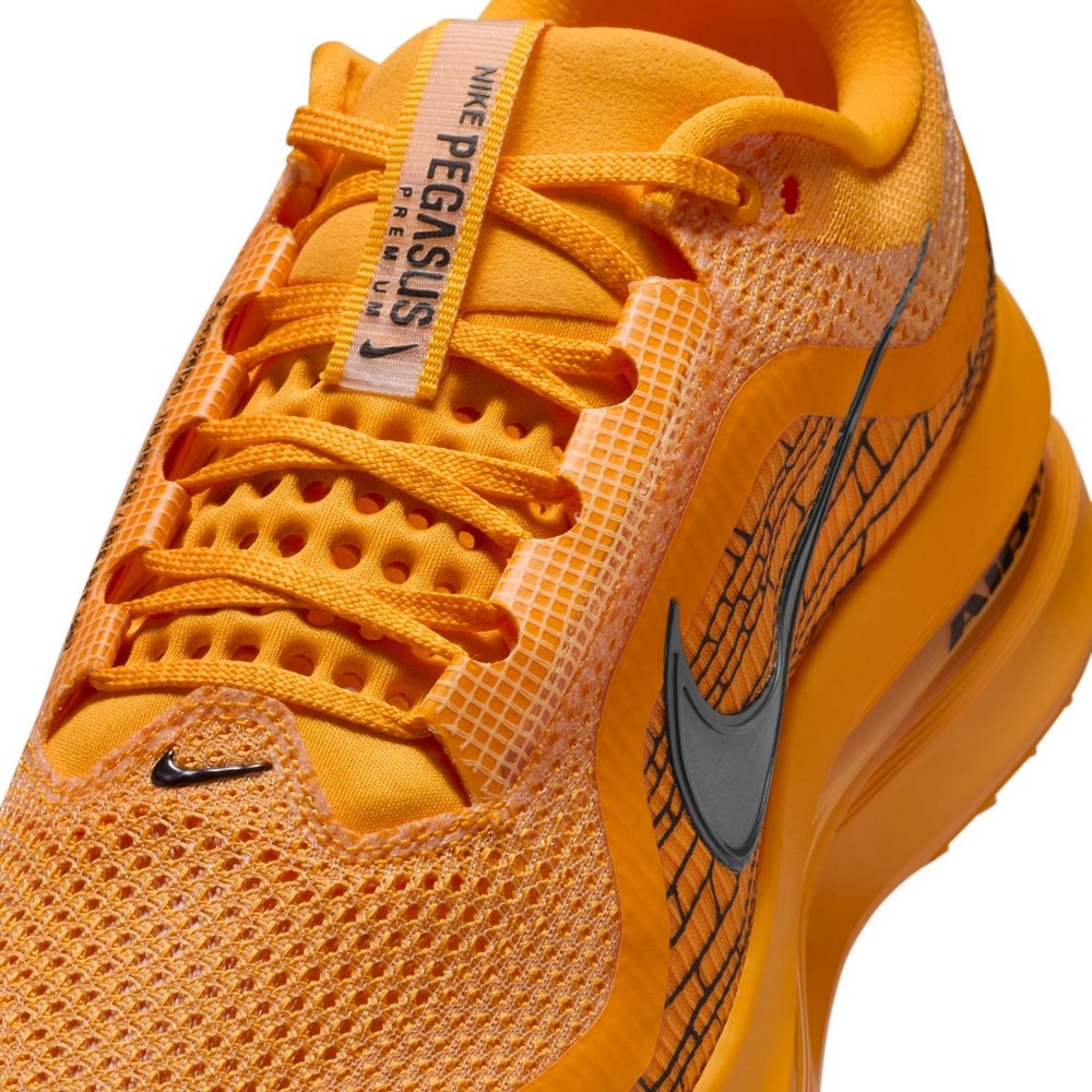 ナイキ（NIKE）（メンズ）ランニングシューズ ジョギングシューズ ペガサス プレミアム LV8 IH3256-700