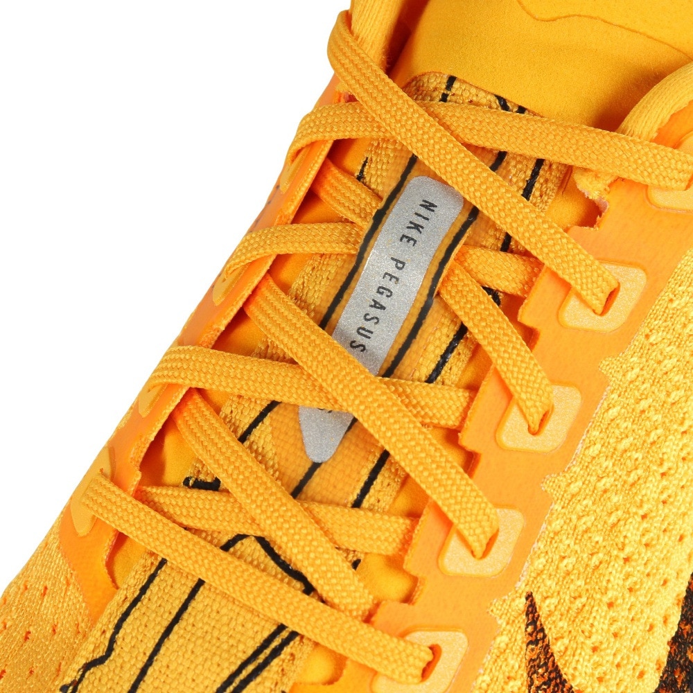 ナイキ（NIKE）（メンズ）ランニングシューズ ジョギングシューズ ペガサス プラサス LV8 イエロー IH3258-700 スニーカー