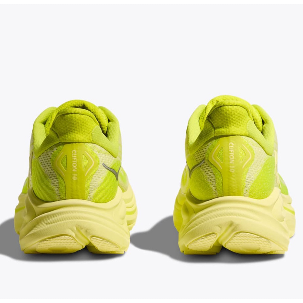 ホカ（HOKA）（メンズ）ランニングシューズ ジョギングシューズ クリフトン 10 イエロー 1162030-NSS スニーカー