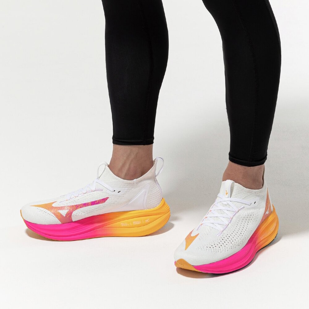 ミズノ（MIZUNO）（メンズ、レディース）ランニングシューズ ジョギングシューズ ミズノ ネオ ビスタ 2 J1GC254704
