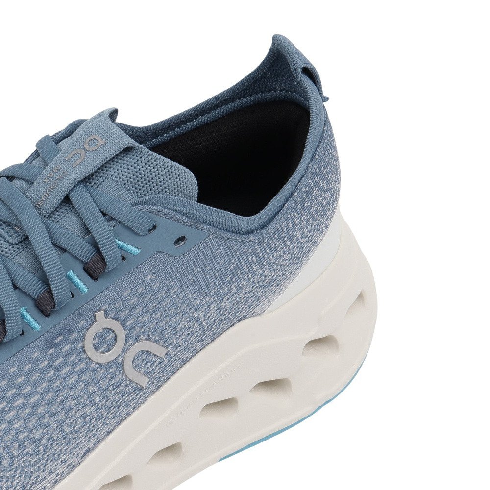 美品✨On クラウドサーファー US7.5(24.5) 水色 ランニングシューズの