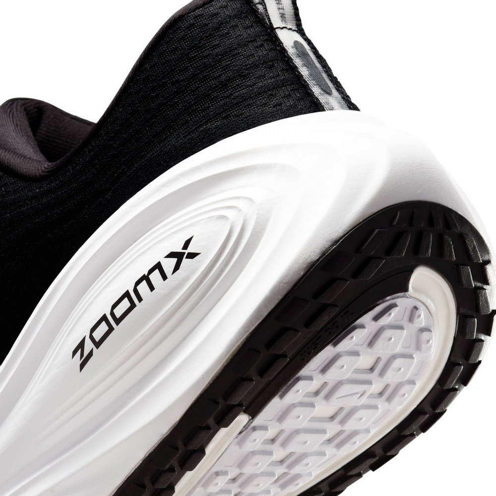 ナイキ（NIKE）（メンズ）ランニングシューズ ジョギングシューズ ズーム ボメロ プラス ワイド ブラック IH3251-001 スポーツシューズ