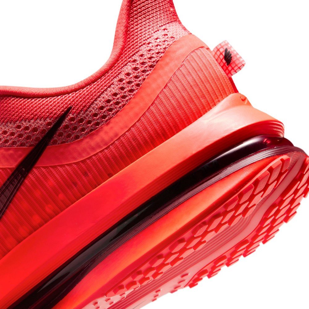 ナイキ（NIKE）（メンズ）ランニングシューズ ジョギングシューズ