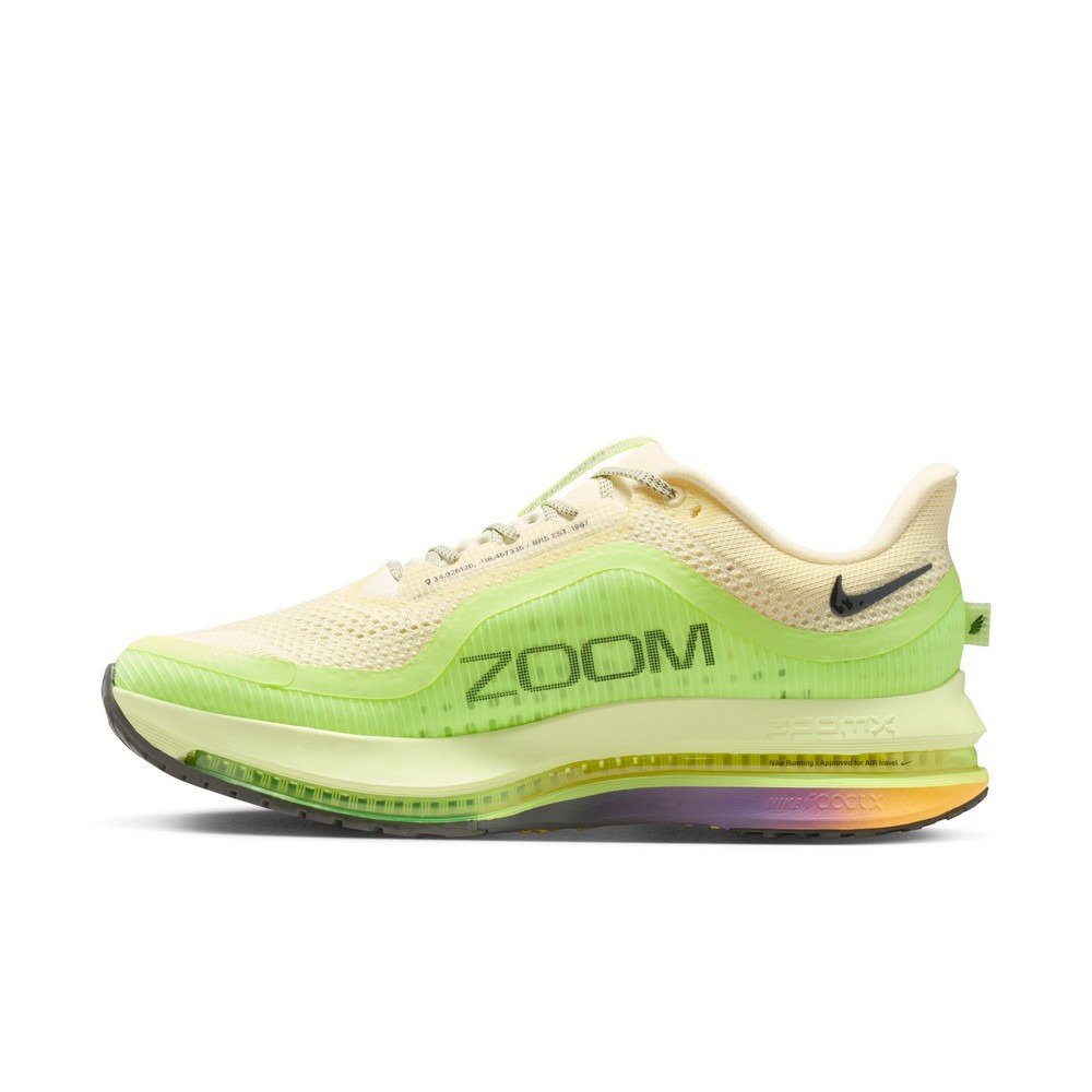NIKE ペガサスプレミアム　イエロー　26cm ナイキ（NIKE）（メンズ）ランニングシューズ ジョギングシューズ