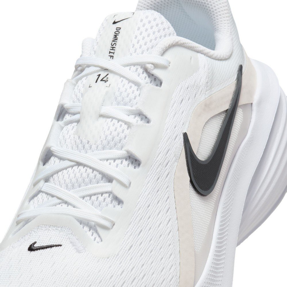 ナイキ（NIKE）（メンズ）ランニングシューズ ジョギングシューズ