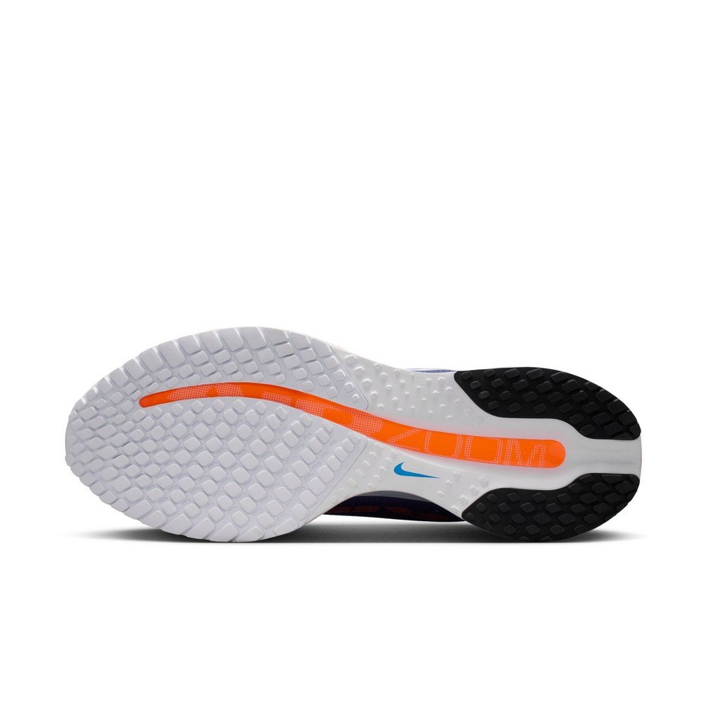 ナイキ（NIKE）（メンズ）ランニングシューズ ジョギングシューズ