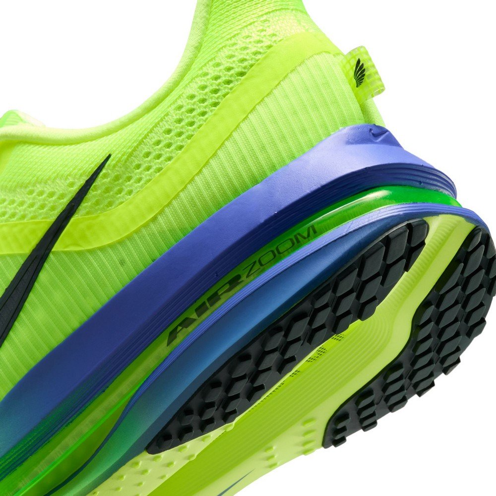 ナイキ（NIKE）（メンズ）ランニングシューズ ジョギングシューズ