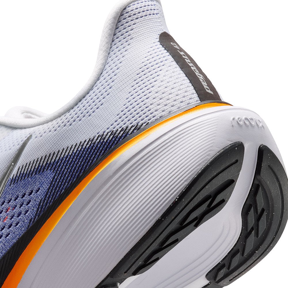 ナイキ（NIKE）（メンズ）ランニングシューズ ジョギングシューズ エア