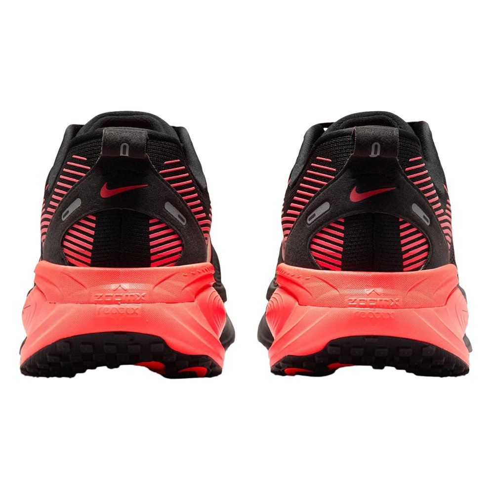 ナイキ（NIKE）（メンズ）ランニングシューズ ジョギングシューズ ズーム ボメロ 18 ブラック HM6803-019 スポーツ シューズ