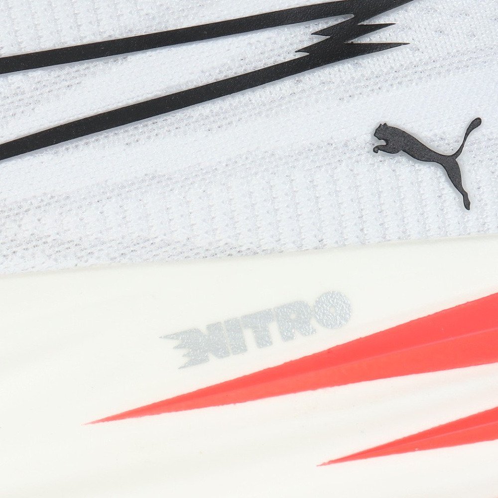 プーマ（PUMA）（メンズ）ランニングシューズ ジョギングシューズ ディヴィエイト ピュア ニトロ ホワイト レッド 31390406