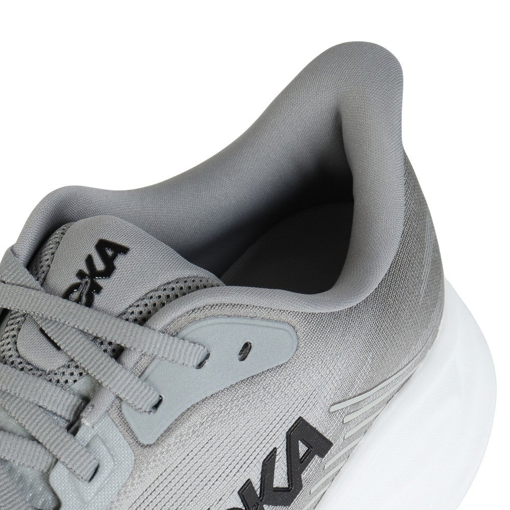 ホカ（HOKA）（メンズ）ランニングシューズ ジョギングシューズ クリフトン 11 ワイド グレー 1177538-GCTC スポーツ シューズ トレーニング