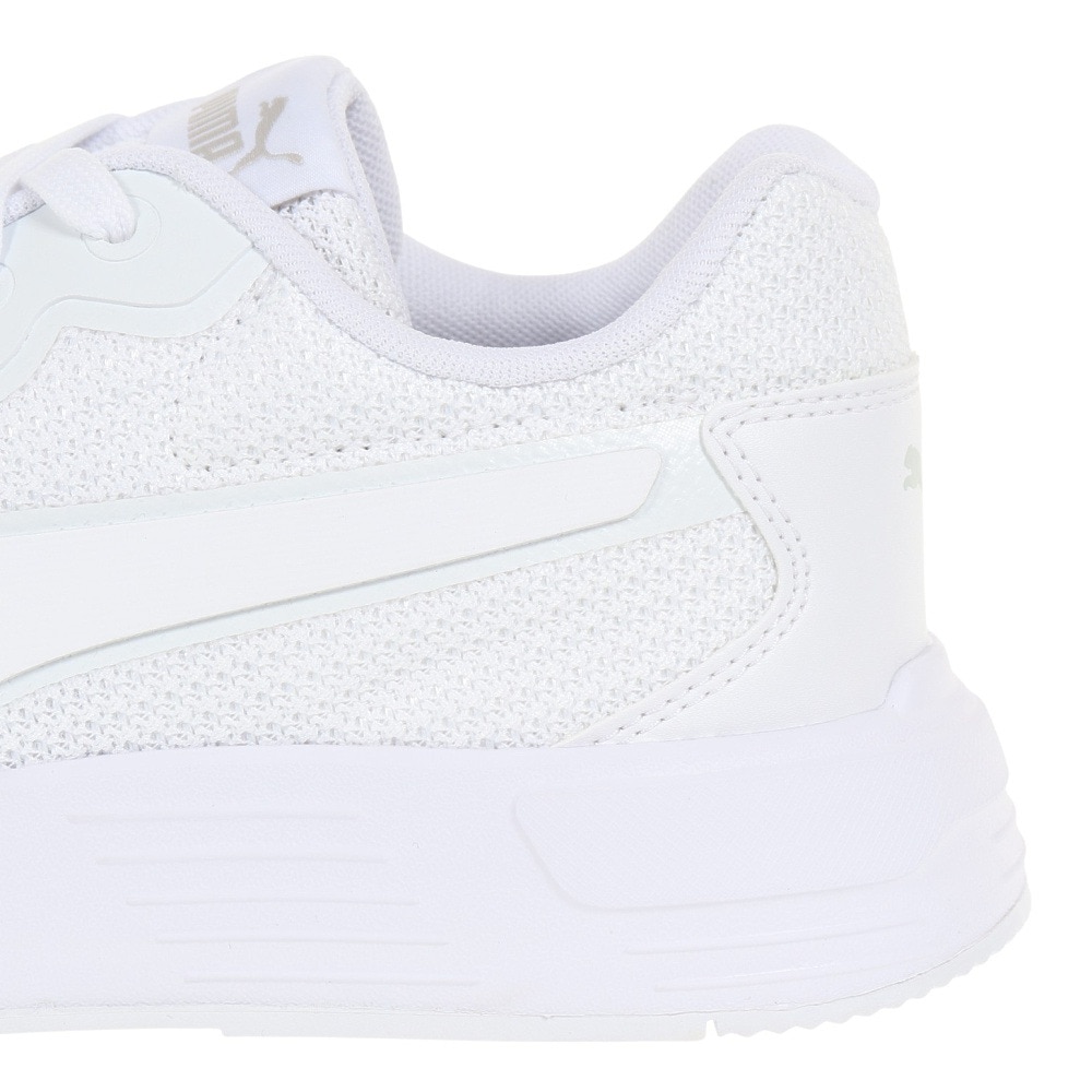 プーマ（PUMA）（メンズ）ランニングシューズ テイパー ホワイト 37301802 スニーカー トレーニング スポーツ シンプル 学校 部活 登校 通学 白靴