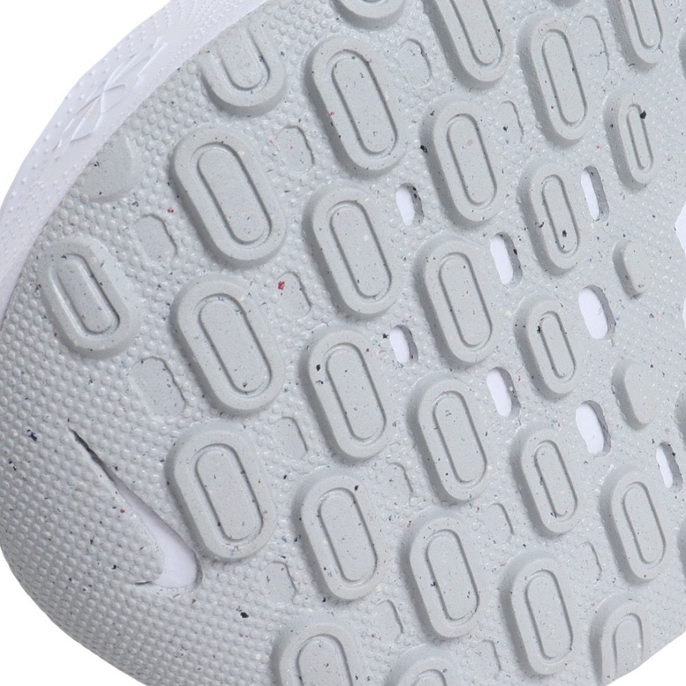 ナイキ（NIKE）（メンズ）スポーツ シューズ レボリューション7 ホワイト FB2207-100 スニーカー ランニングシューズ クッション性 学校 部活 登校 通学