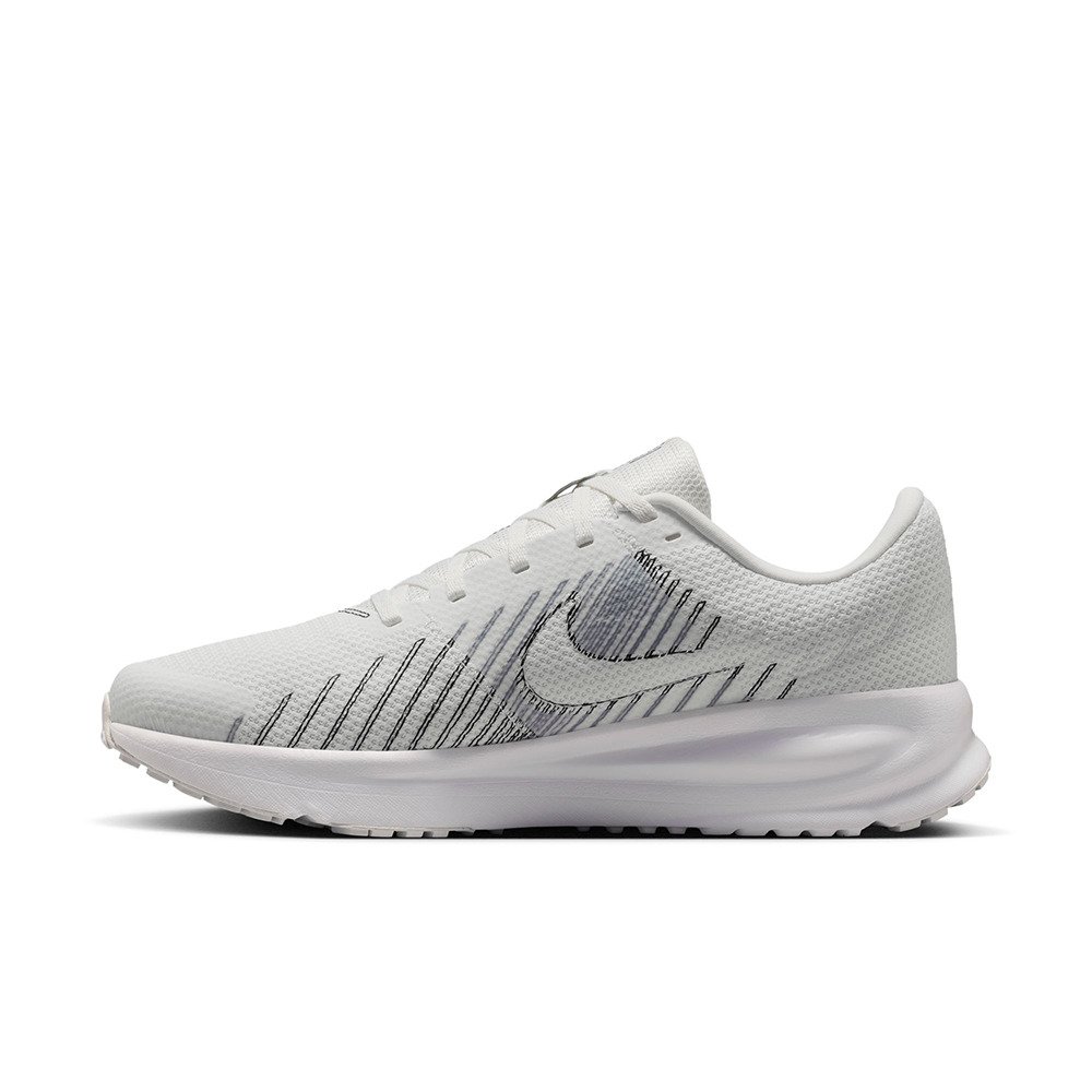 ナイキ（NIKE）（メンズ）スポーツシューズ ランニングシューズ ラン
