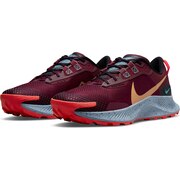 ナイキ（NIKE）（メンズ）ペガサス トレイル 3 ブラック クリムゾン レッド DA8697-600 ランニングシューズ 靴 スポーツスニーカー ジョギング マラソン 部活