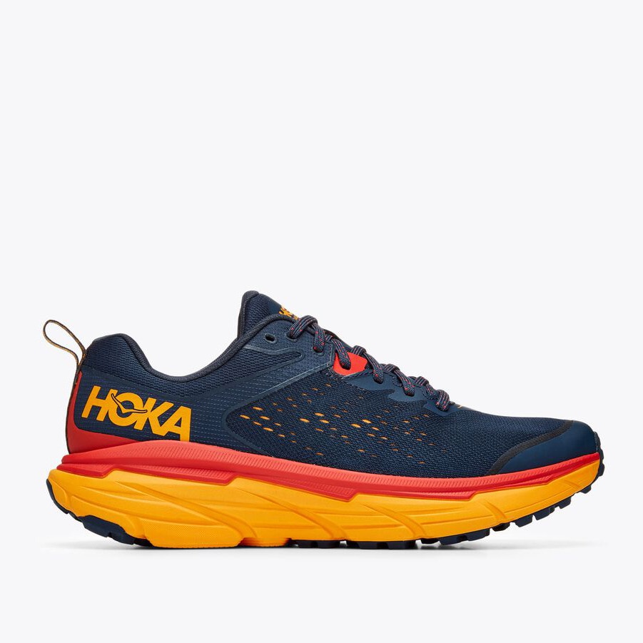 ホカ（HOKA）（メンズ）CHALLENGER ATR 6 WIDE ネイビー レッド イエロー 紺 赤 1106513-OSRY ランニングシューズ ジョギング スニーカー スポーツ 運動靴