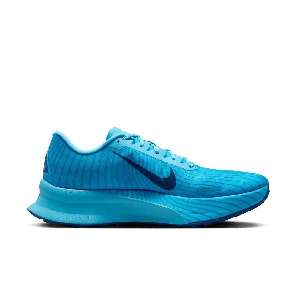 ナイキ（NIKE）（メンズ）ランニングシューズ トレランシューズ ACG