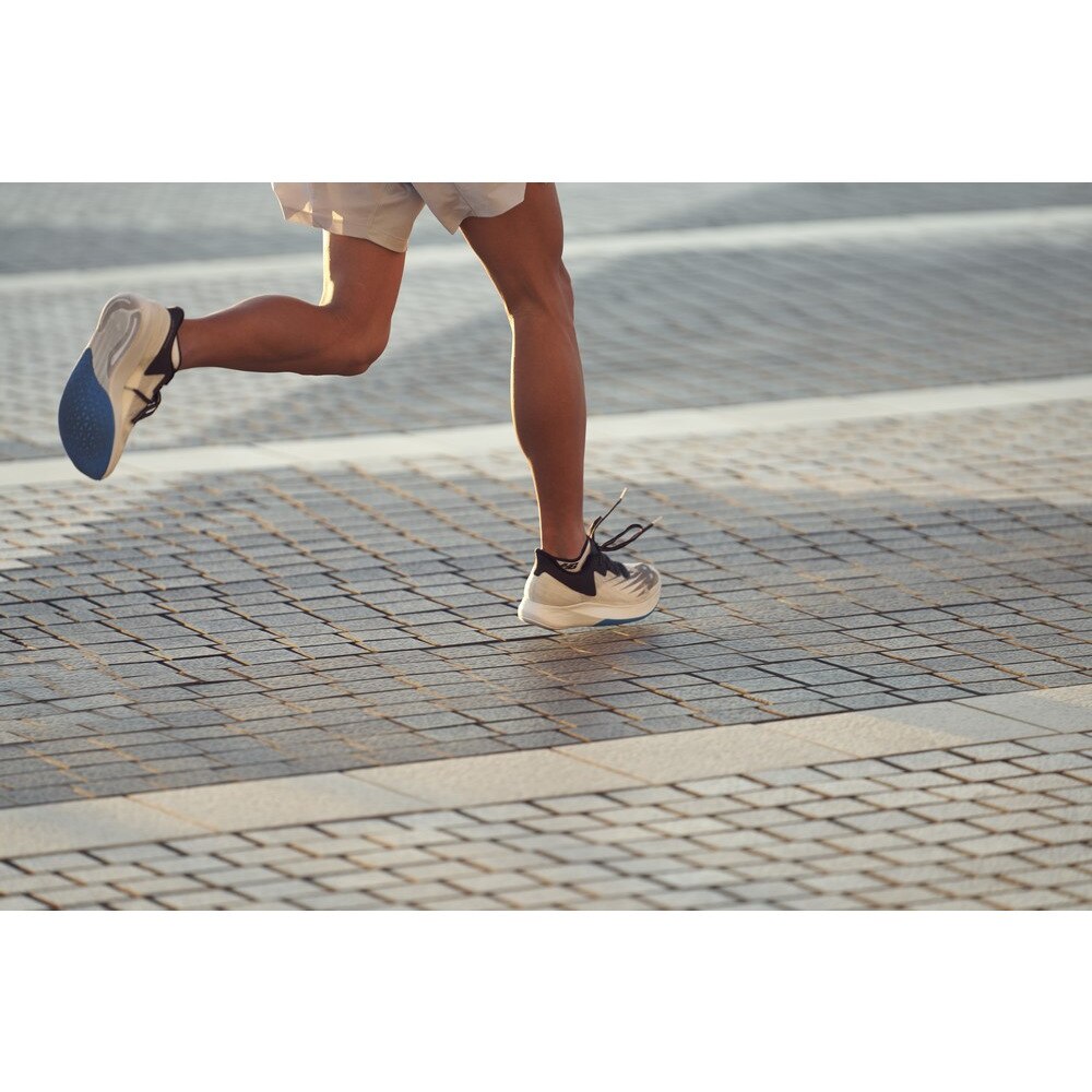 ニューバランス レディース スニーカー フューエル Tc Fuelcell Tc ホワイト Wrcxwm B スポーツ用品はスーパースポーツゼビオ