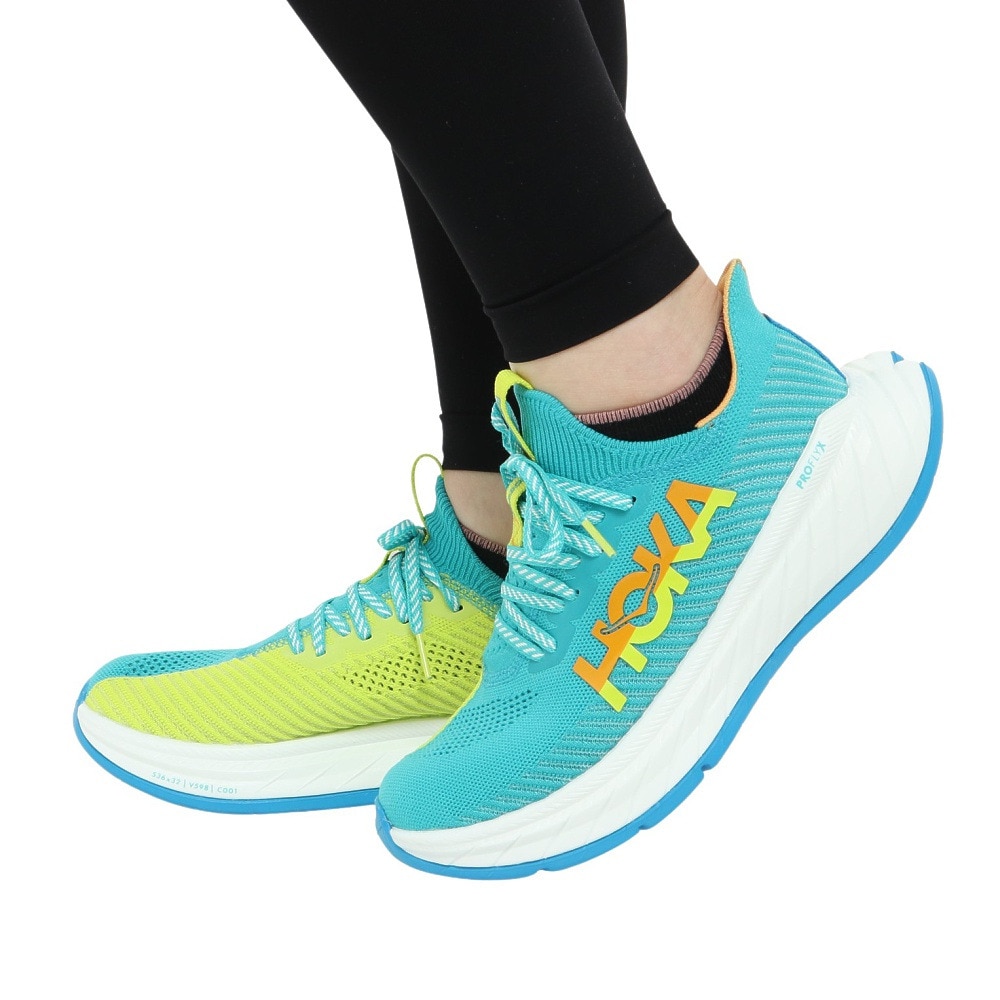 ホカ（HOKA）（レディース）ランニングシューズ カーボン X 3 グリーン イエロー 1123193-CEPR スニーカー トレーニング クッション 軽量