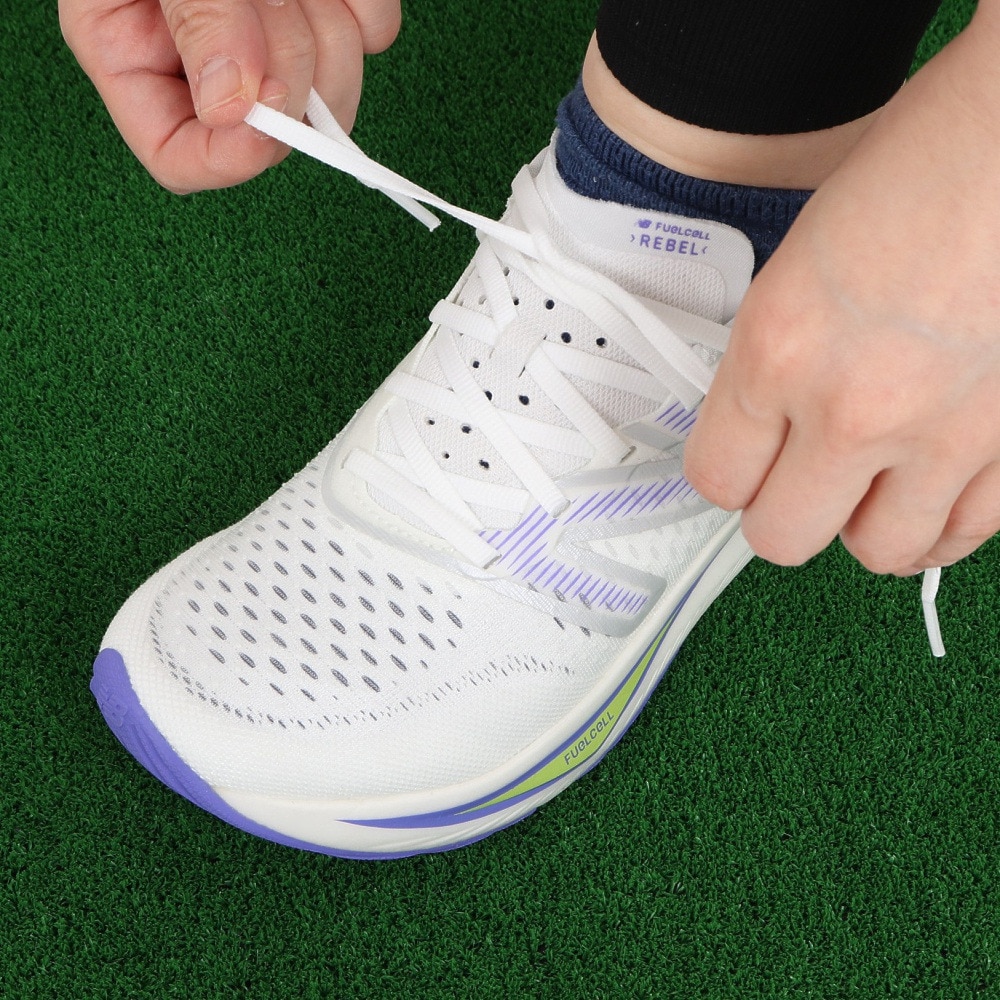 ニューバランス(new balance)(レディース)ランニングシューズ