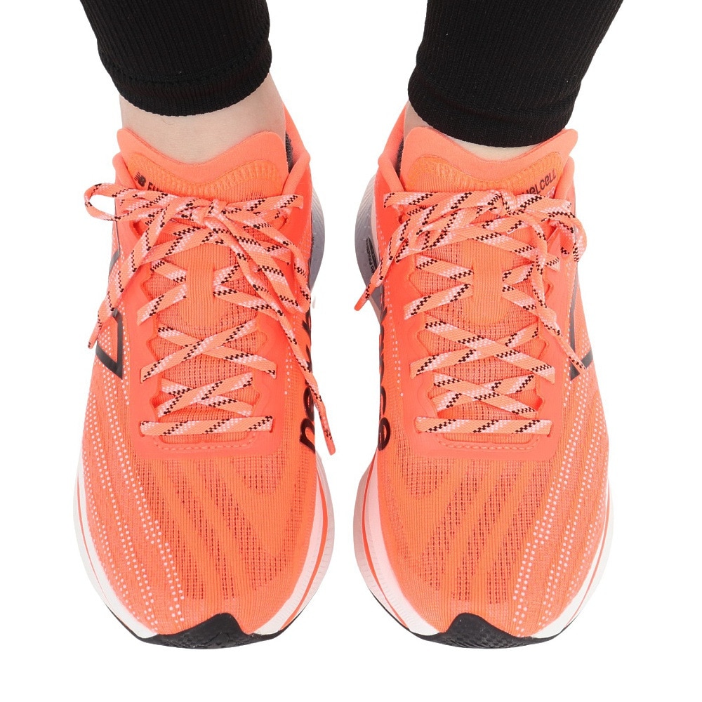 ニューバランス（new balance）（レディース）ランニングシューズ フューエルセル スーパーコンプ トレーナー v2 LY3 オレンジ WRCXLY3B スニーカー 厚底 軽量