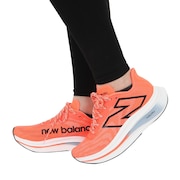 ニューバランス（new balance）（レディース）ランニングシューズ フューエルセル スーパーコンプ トレーナー v2 LY3 オレンジ WRCXLY3B スニーカー 厚底 軽量