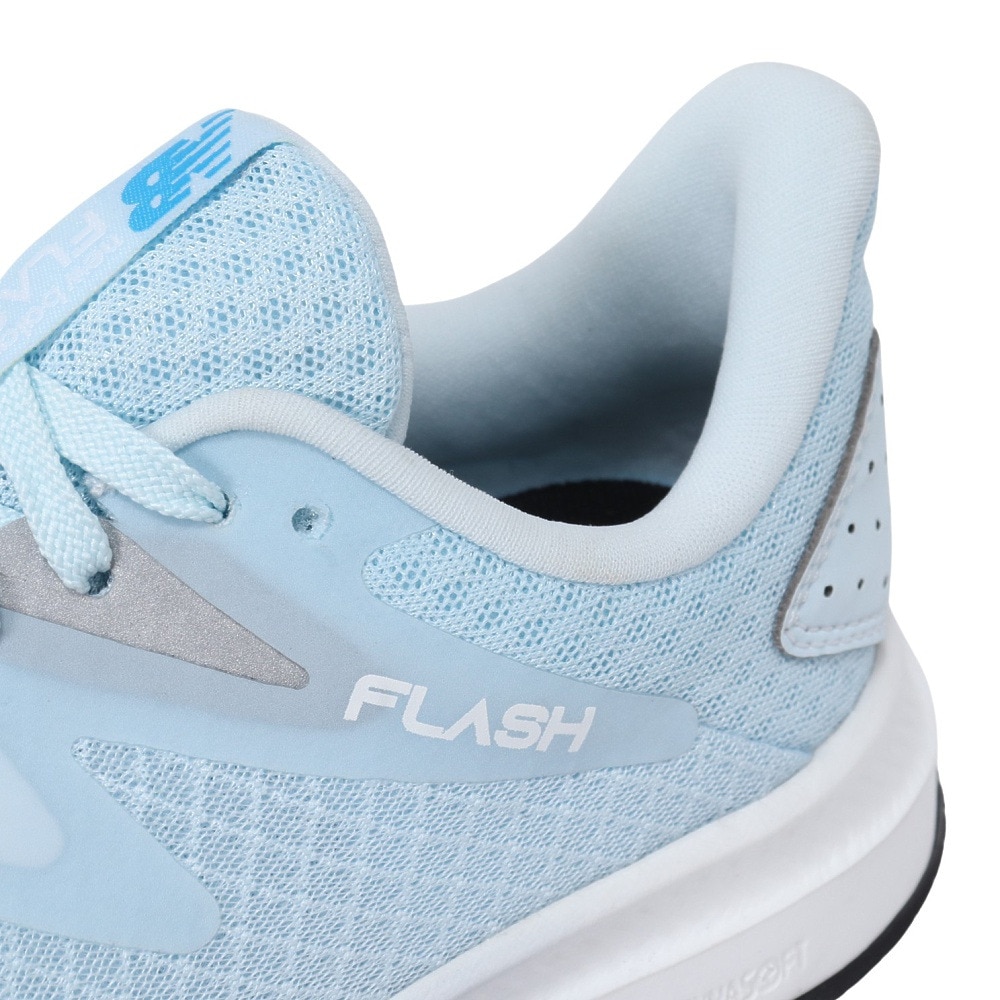 ニューバランス（new balance）（レディース）ランニングシューズ ダイナソフトフラッシュv6 ブルー WFLSHBG6B スニーカー トレーニング 部活 軽量 耐久性