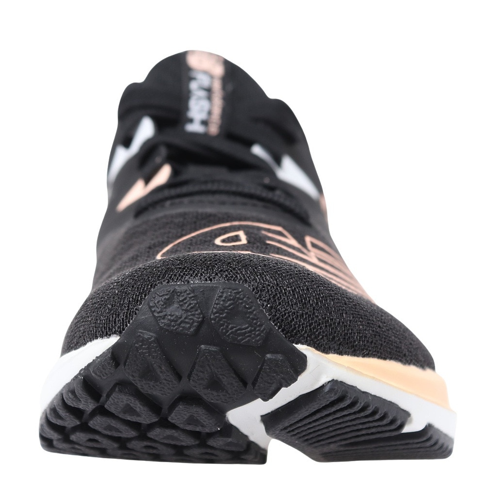 ニューバランス（new balance）（レディース）ランニングシューズ ダイナソフトフラッシュv6 ブラック WFLSHPG6B スニーカー トレーニング 部活 軽量 耐久性
