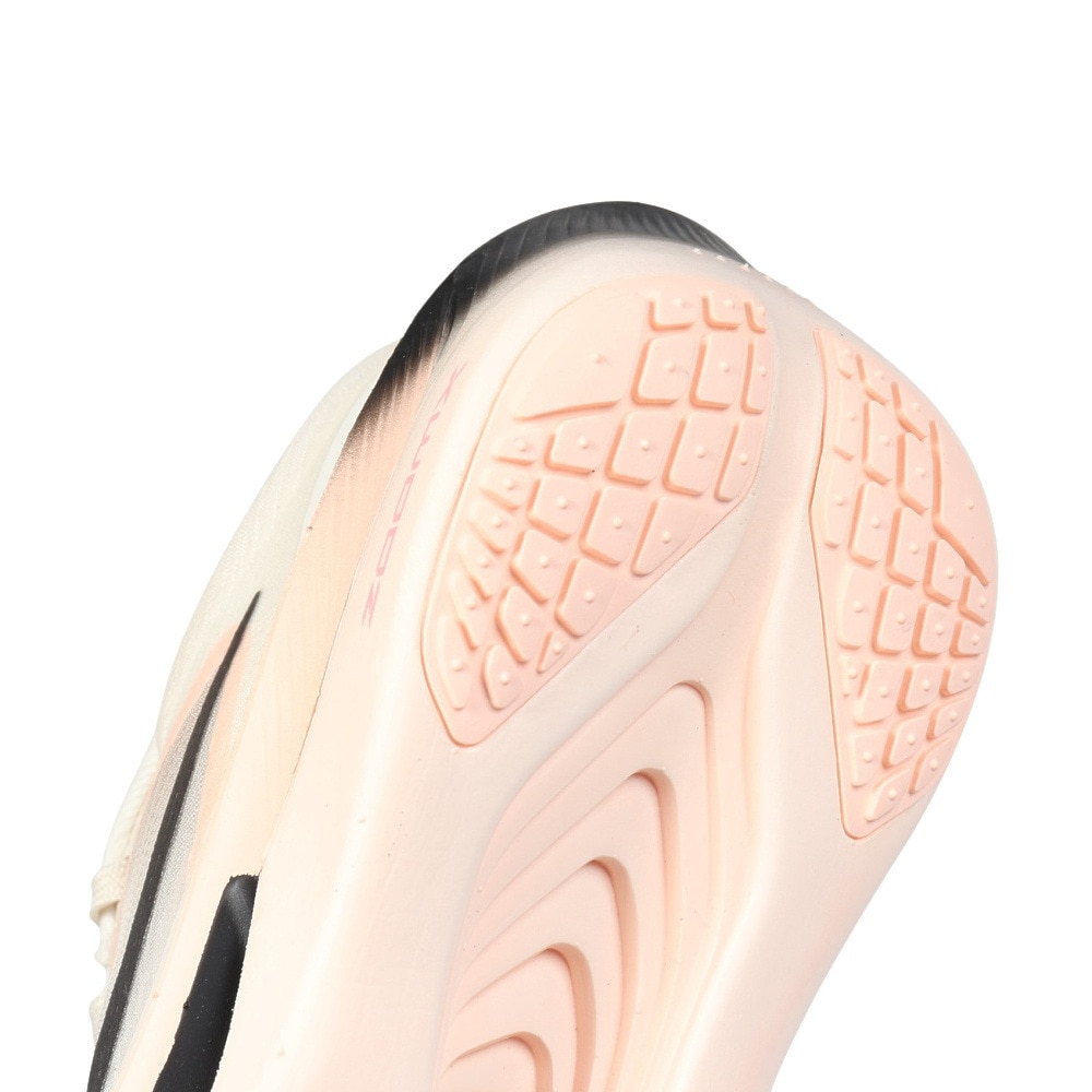 ナイキ（NIKE）（レディース）ランニングシューズ トレーニングシューズ 部活 ズーム フライ 6 FN8455-102
