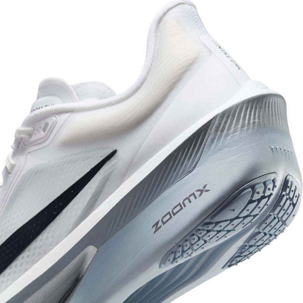 ナイキ（NIKE）（レディース）ランニングシューズ トレーニングシューズ 部活 ズーム フライ 6 FN8455-104