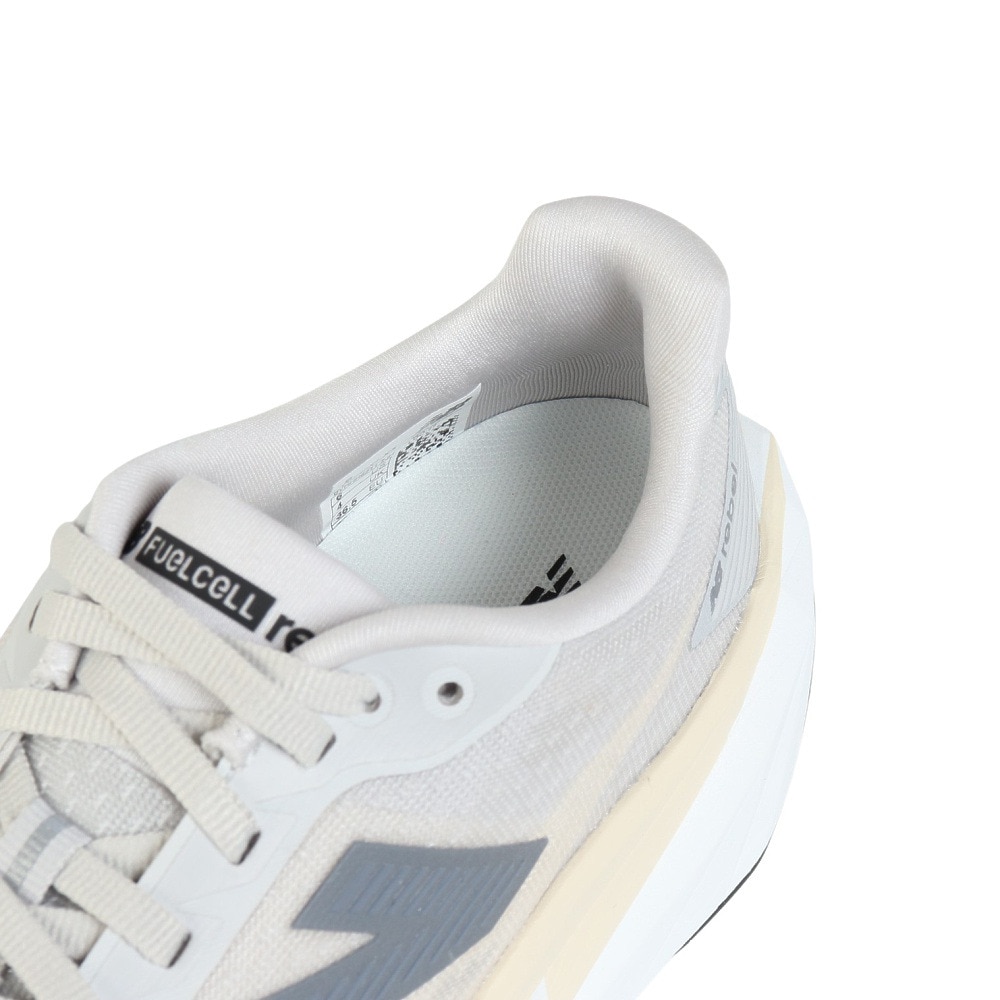 ニューバランス（new balance）（レディース）ランニングシューズ トレーニングシューズ 部活 FuelCell Rebel v5 WFCXLX5B