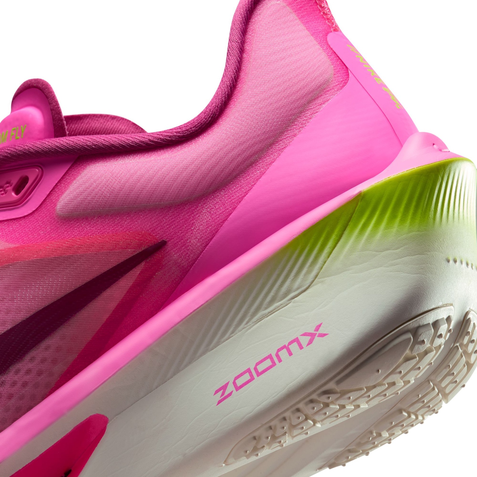 ナイキ（NIKE）（レディース）ランニングシューズ トレーニングシューズ 部活 ズーム フライ 6 ピンク FN8455-602 スニーカー