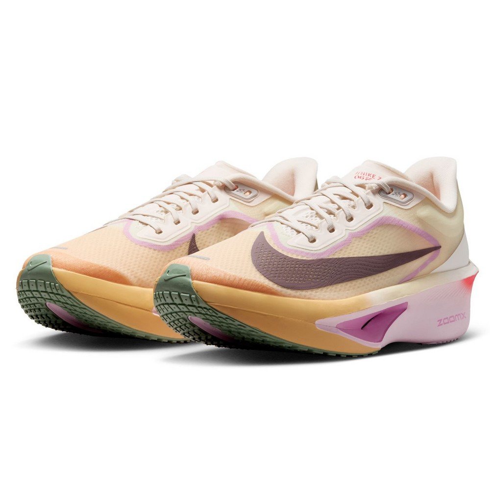 ナイキ（NIKE）（レディース）ランニングシューズ トレーニング