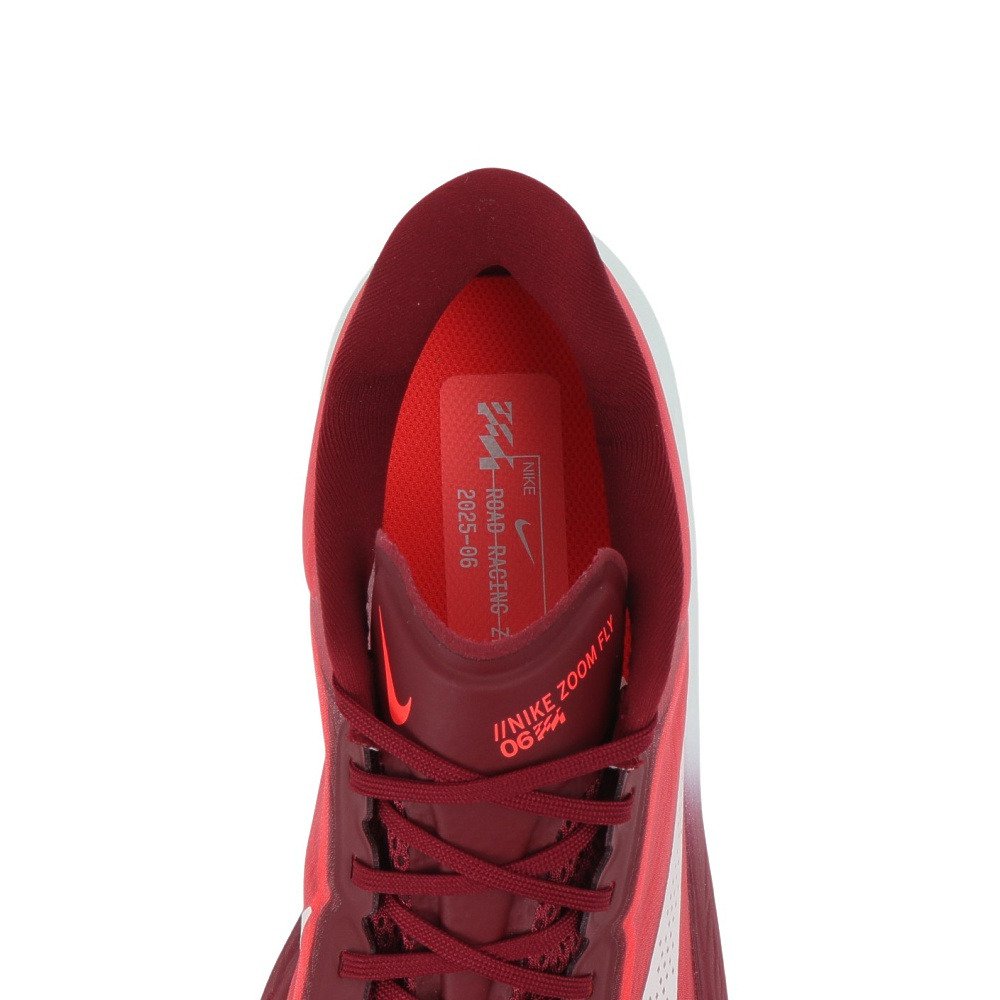 ナイキ（NIKE）（メンズ、レディース）ランニングシューズ