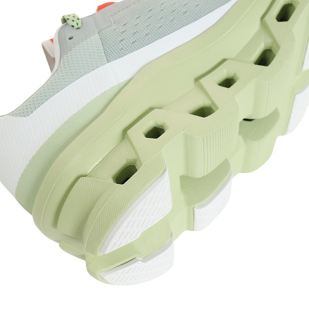 オン（On）（レディース）ランニングシューズ クラウドモンスター 61.99022 W ジョギングシューズ トレーニング 耐久性 クッション性