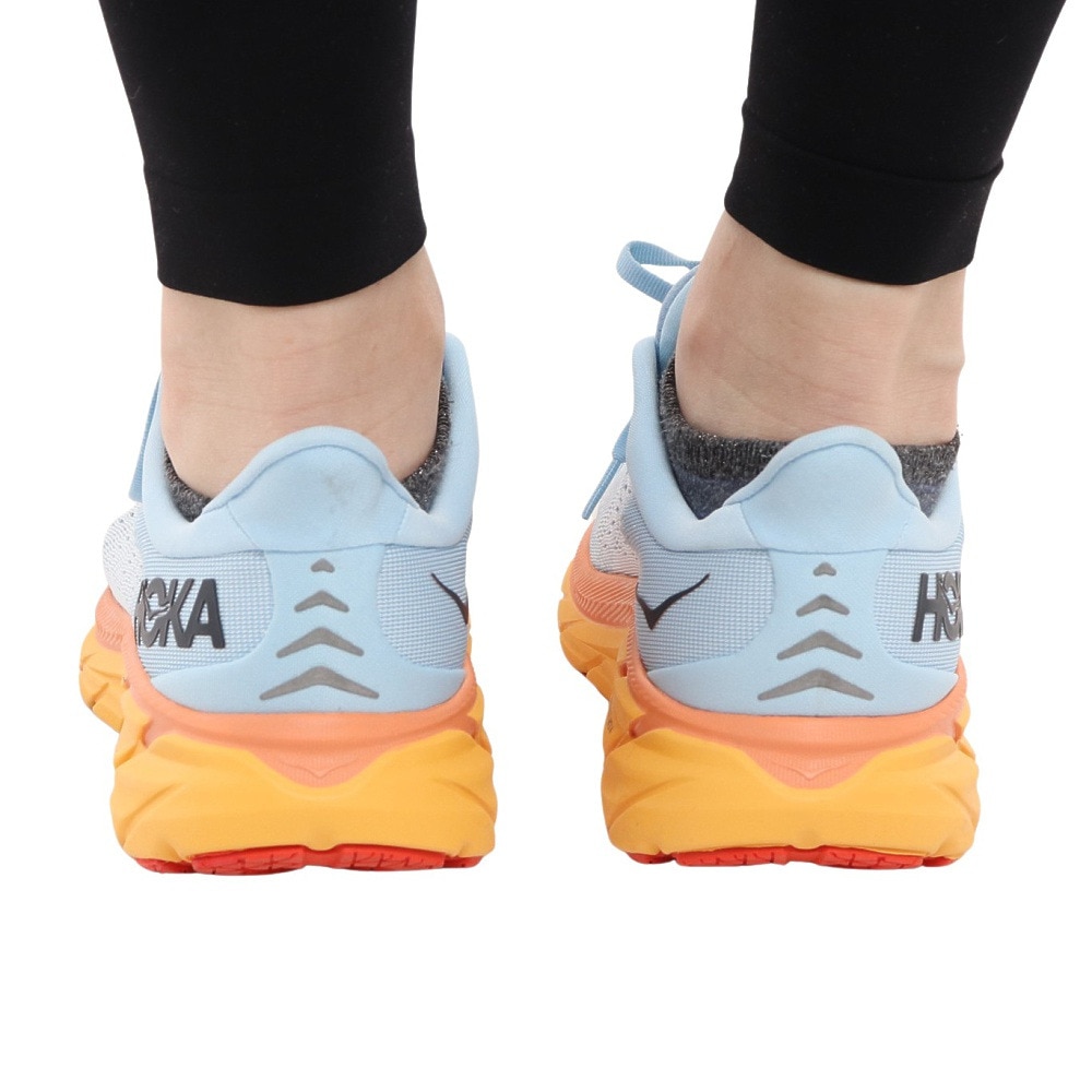 ホカ（HOKA）（レディース）ランニングシューズ クリフトン 8 ワイド 1121375-SSIF