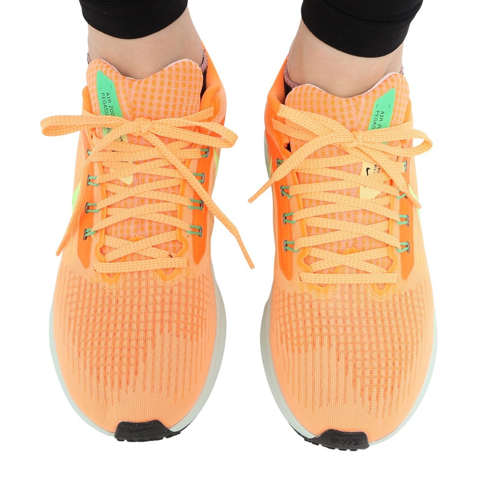 ナイキ（NIKE）（レディース）ランニングシューズ エア ズーム ペガサス 39 オレンジ DH4072-800 スニーカー 厚底 プレート  ジョギング 駅伝 部活 マラソン