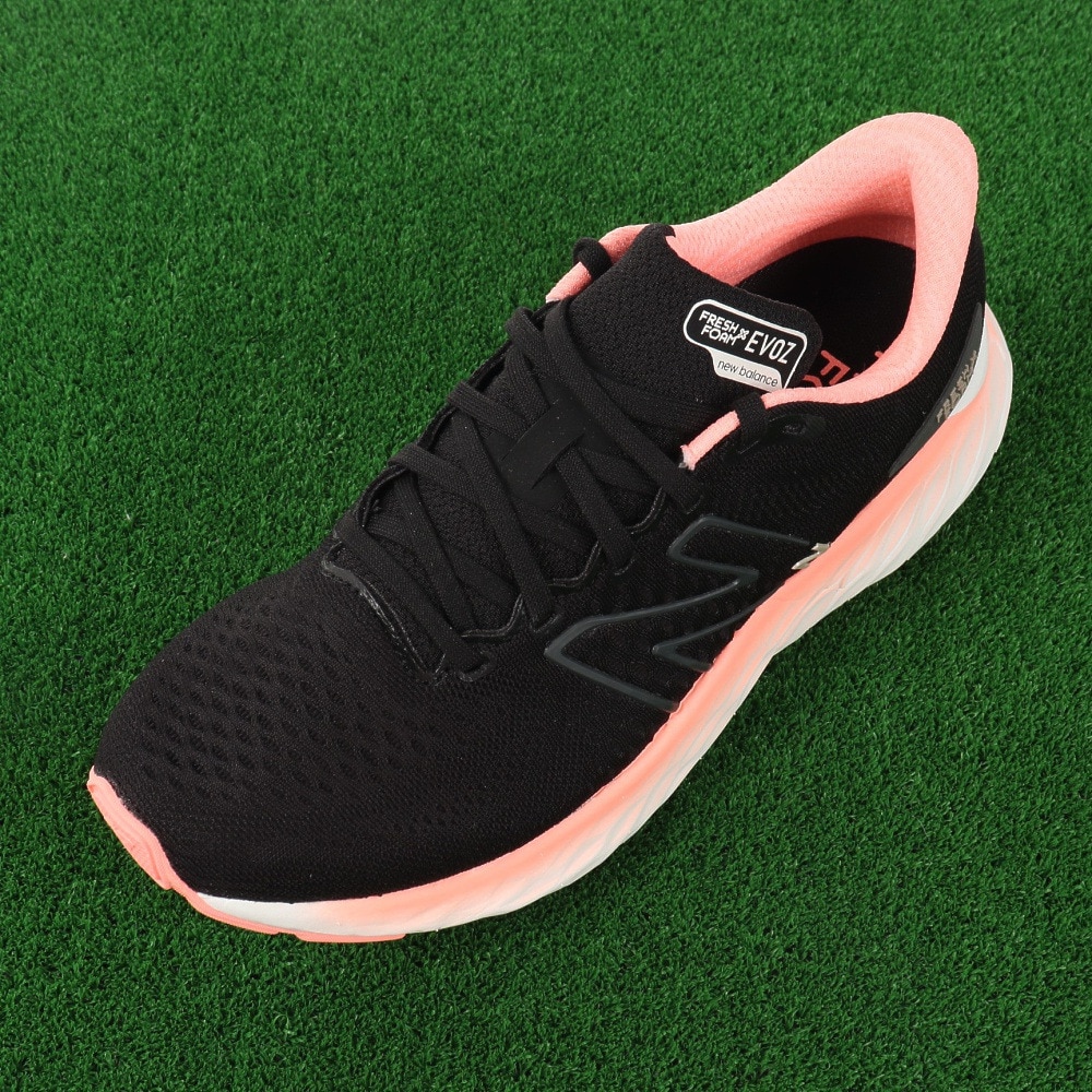 ニューバランス（new balance）（レディース）ランニングシューズ