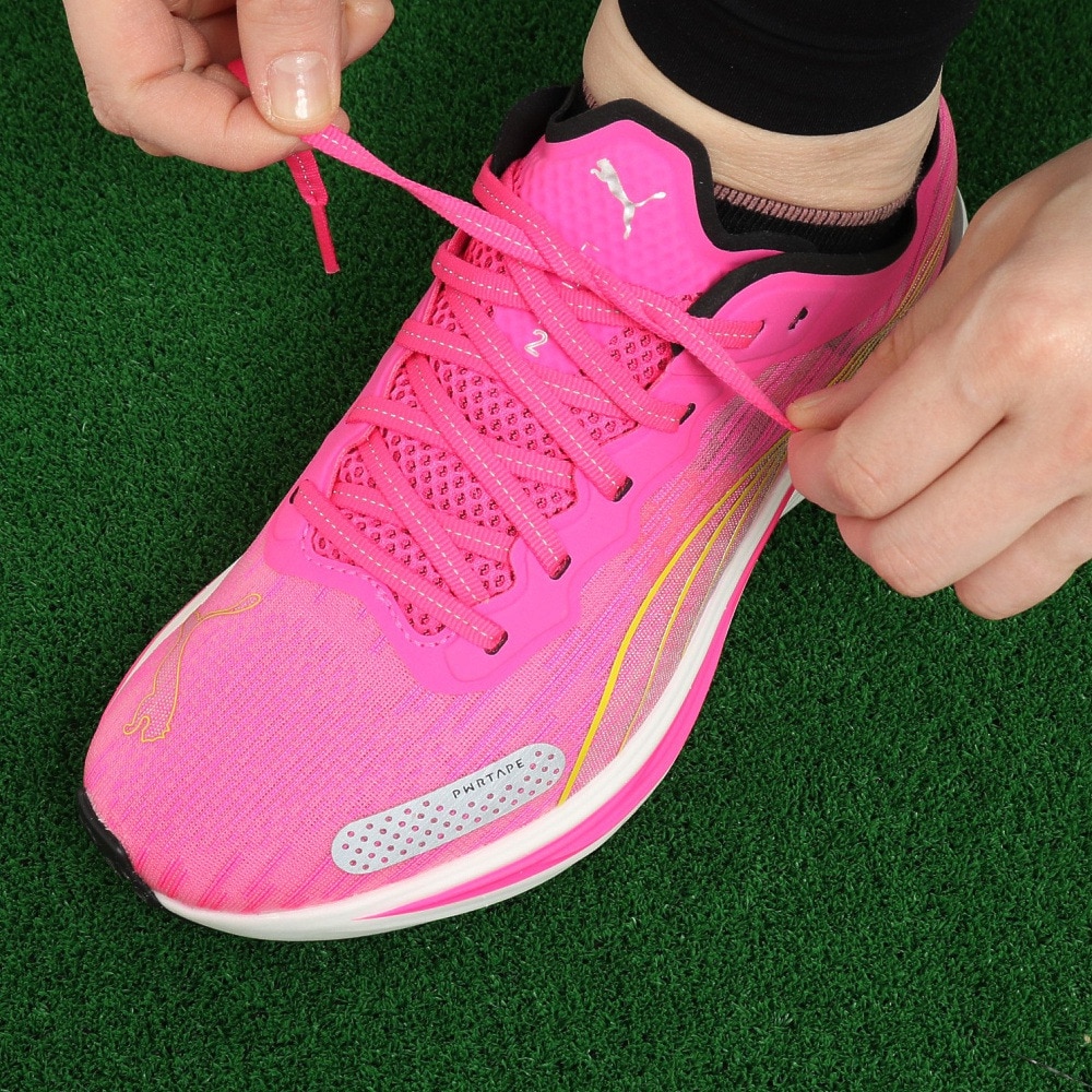 プーマ（PUMA）（レディース）ランニングシューズ ウィメンズ リベレイトニトロ 2 ピンク 37731604 スニーカー ジョギング マラソン トレーニング 軽量